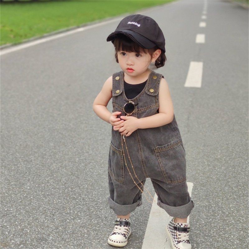 สาวเอี๊ยมยีนส์ เกาหลีรุ่น2023ฤดูใบไม้ผลิฤดูใบไม้ร่วงสไตล์ผู้ชายผู้หญิงเด็กลําลองแฟชั่นจั๊มสูทกางเกงอินเทรนด์สาวยีนส์หลวมเวอร์ชั่นเกาหลี2023ฤดูใบไม้ผลิฤดูใบไม้ร่วงสไตล์ชายหญิงทารกสบายๆแฟชั่นย้11.8