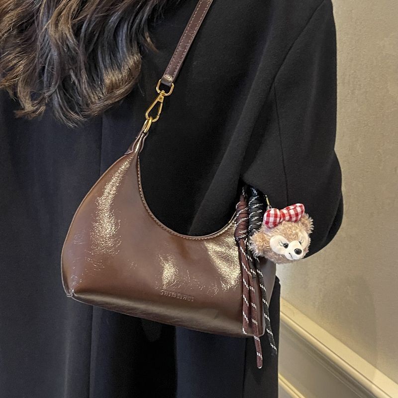 French Niche Crescent Bag Oil Wax Leather All-Match Small Bag Female New Style Retro Design Sense One-Shoulder Messenger Bag