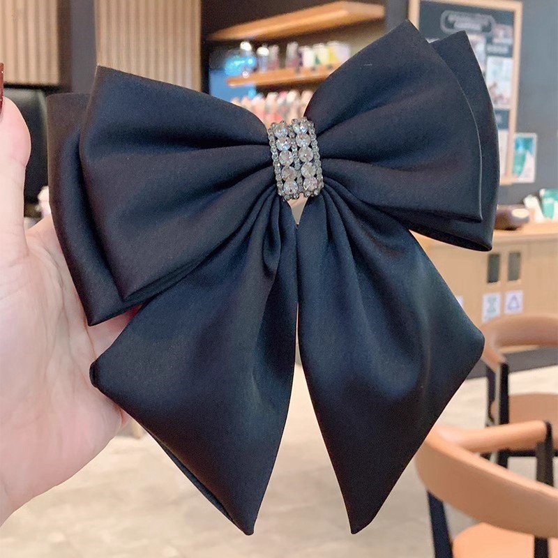 ซาตินโบว์สีดํา High-End เพชรกลับ Headdress ฤดูใบไม้ผลิคลิปกิ๊บ Rhinestone Classy