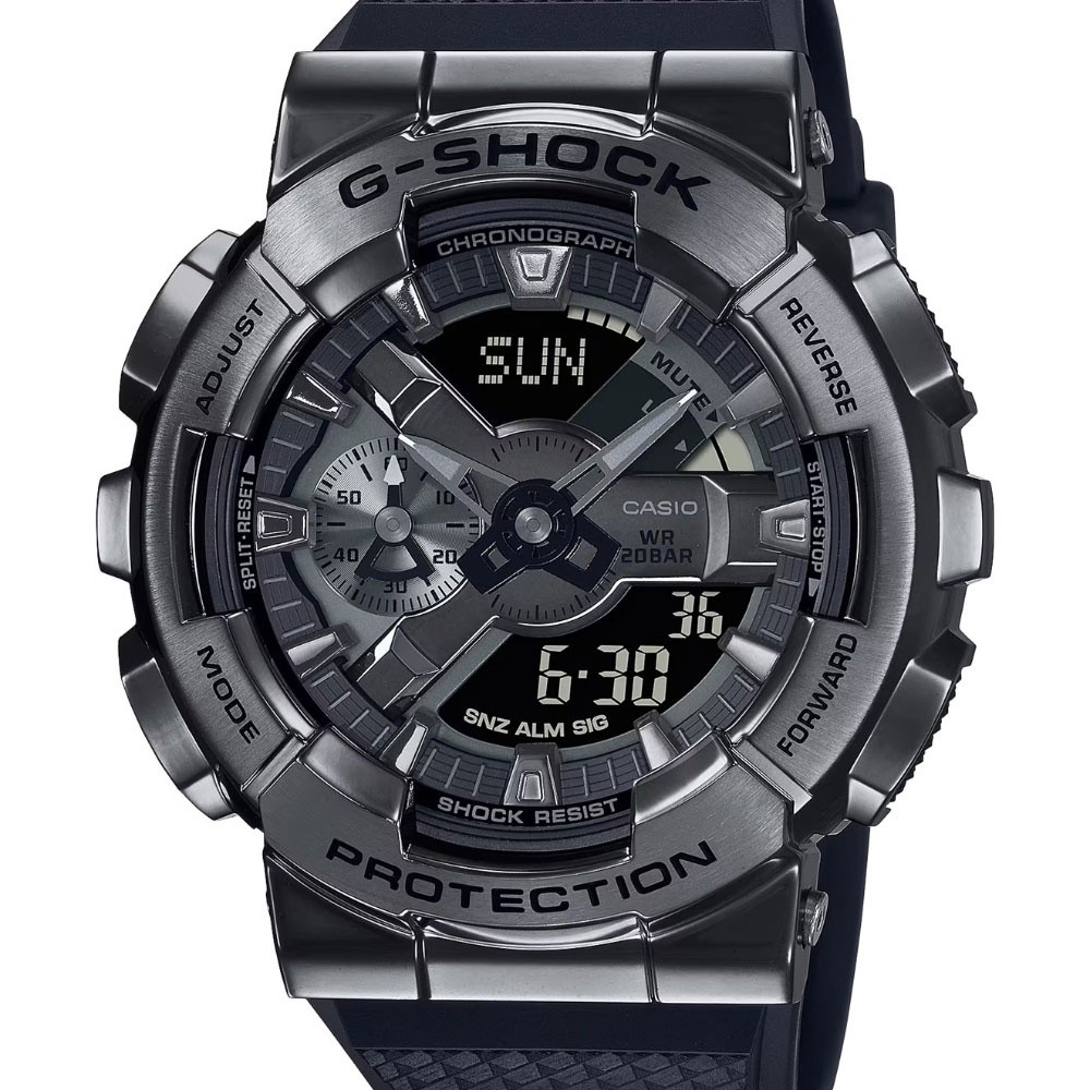 CASIO นาฬิกาข้อมือผู้ชาย G-SHOCK MID-TIER รุ่น GM-110BB-1ADR วัสดุเรซิ่น สีดำ