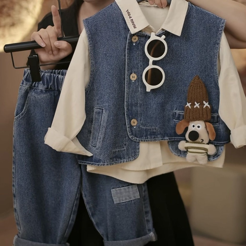 เสื้อกั๊กยีนส์ฤดูใบไม้ร่วงสําหรับเด็กผู้ชายชุดสามชิ้นเสื้อผ้าอินเทรนด์ขายดี