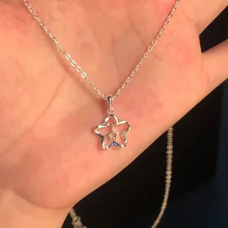 สร้อยคอผู้หญิง Lucky Star ของขวัญสำหรับหญิง เครื่องประดับแฟชั่น มินิมอล พร้อมส่ง