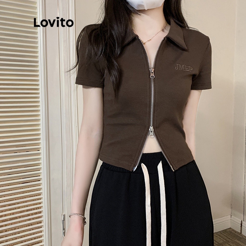 Lovito เสื้อยืดลำลอง สีพื้น ปักซิป สำหรับผู้หญิง LNA09190 (กาแฟ)