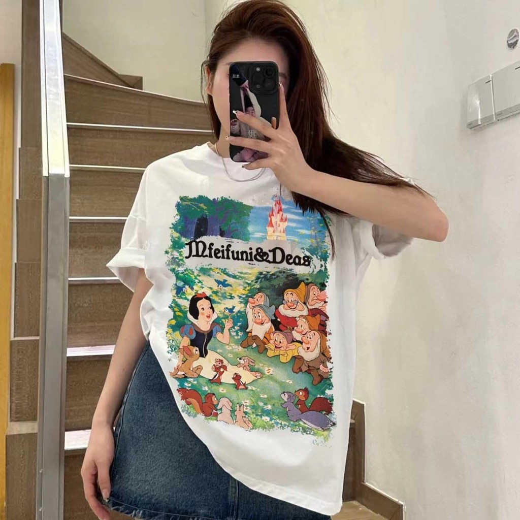TeeTwoOneสไตล์เกาหลี เสื้อยืดผู้หญิง "Jdfeifuni Deas" พิมพ์ลาย ผ้าคุณภาพสูง COTTON  100% ผ้าฝ้ายใส่สบาย unisex