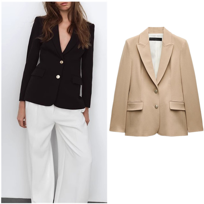 Zara แผ่นรองไหล่สายรัดตกแต่งหน้าอกสีทอง เสื้อเบลเซอร์แขนยาวทรงเข้ารูป 2128555