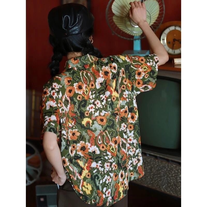 เสื้อเชิ้ตผู้หญิงแขนสั้นสไตล์ฮาวาย ลายดอกสีน้ำเงินม่วง thumbnail 8