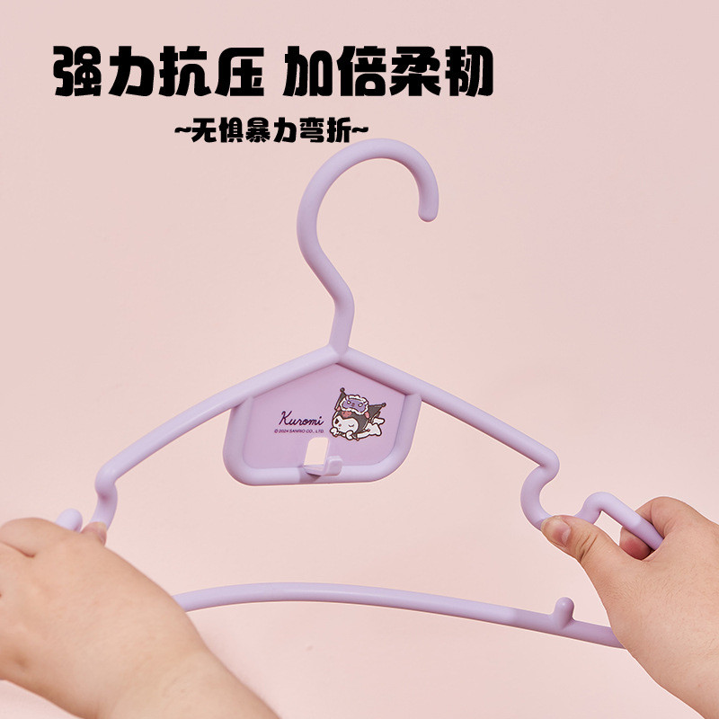 [SANRIO][HELLO KITTY] ไม้แขวนเสื้อพลาสติก ไม่มีรอย และกันลื่น [HH] ราคา ถูกที่สุด ดีลบีเคเค แกลเลอรีภาพที่ 2