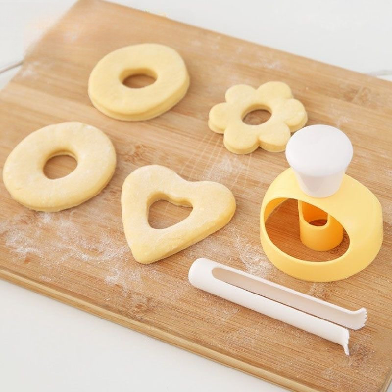 Donut tool ชุดกดแป้งโดนัท พิมพ์กดโดนัท พลาสติก พร้อมไม้คีบ วัสดุเกรดอาหาร ปลอดภัย #AK-0007 - รูปที่ 4