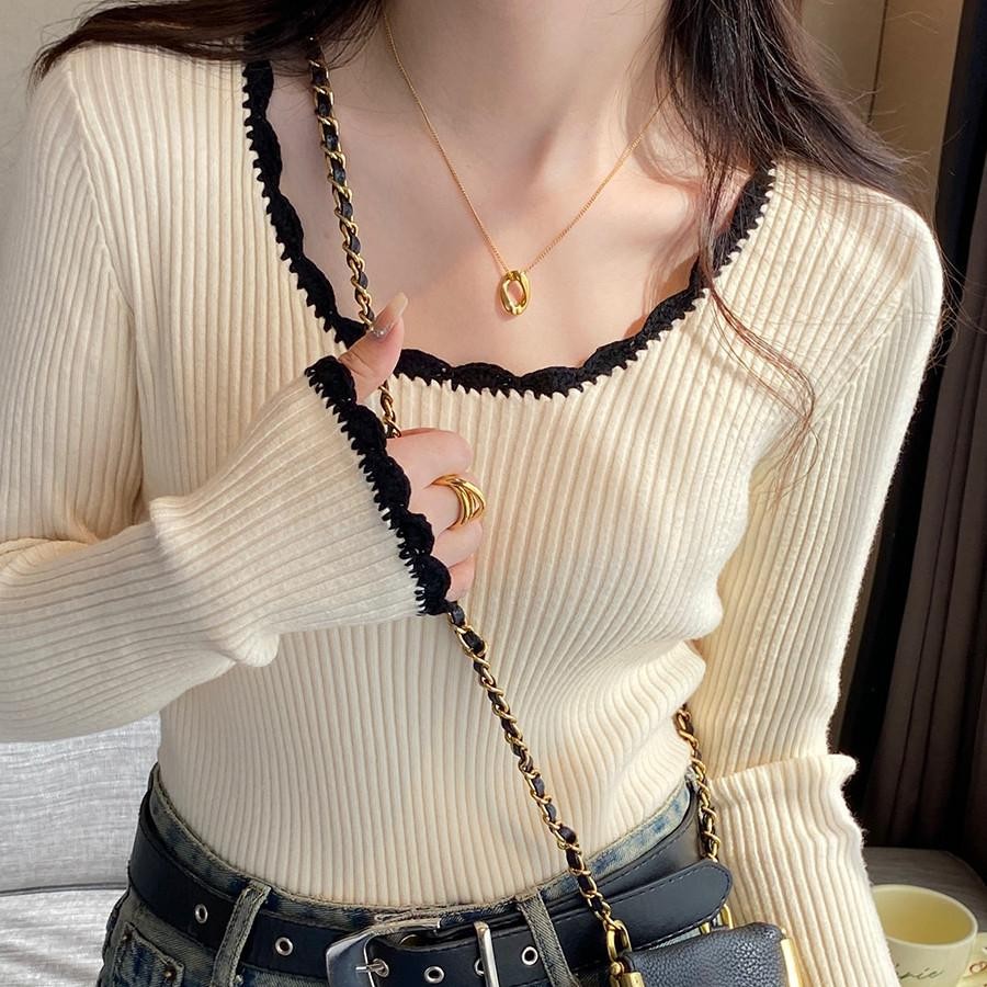 เสื้อยืด ลูกไม้ สีคอนทราสต์ สำหรับผู้หญิง ทรงสลิมฟิต คอกลม แขนยาว เหมาะสำหรับฤดูใบไม้ร่วง มาใหม่ สไตล์กระเป๋าเป้สะพายหลั