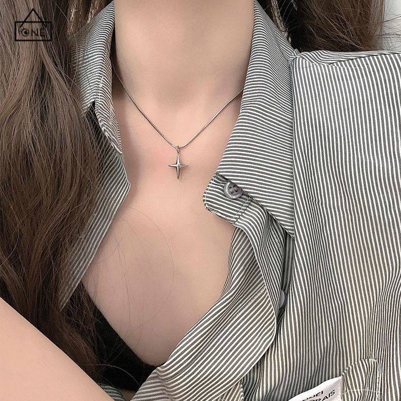 COD❤️สร้อยคอเหล็กไทเทเนียมจี้รูปดาวไม้กางเขนแฟชั่นระดับไฮเอนด์เครื่องประดับผู้ชายและผู้หญิง-a.one