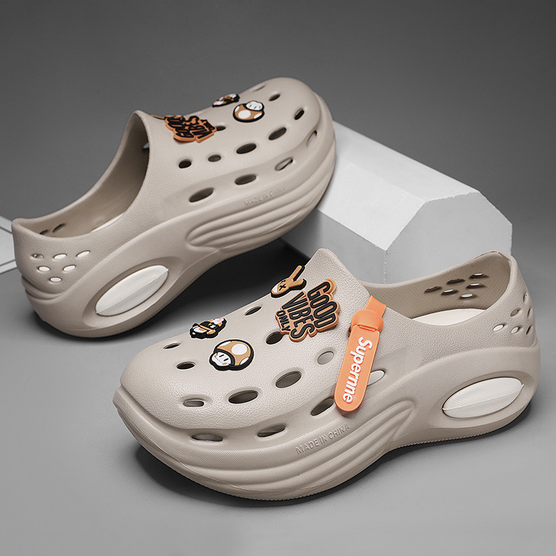 รองเท้าแตะรัดส้นใส่ด้านนอกสำหรับฤดูร้อนสำหรับผู้ชายรองเท้าแตะชายหาดระบายอากาศกันลื่นพื้นหนาแบบใหม่สำหรับคู่รัก