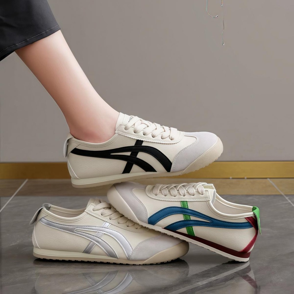 2025รูปแบบใหม่ รองเท้าผ้าใบผู้หญิง fashion หนังPU ส้นแบน รองเท้าผ้าใบลำลอง สวยมินิมอลใส่สบายมากๆคะ