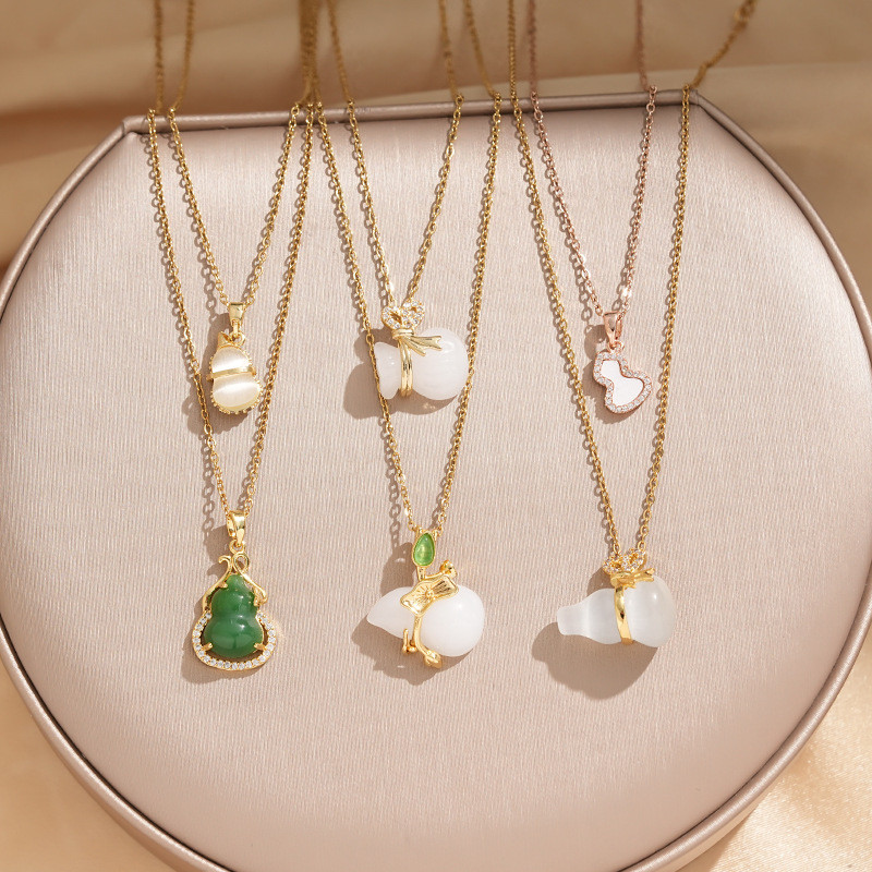 High-quality ประณีตโอปอล Gourd High-End ไทเทเนียมสร้อยคอเหล็กหญิงแฟชั่น Fresh All-Match Clavicle Chain ฝังเครื่องประดับเพทาย First Cho