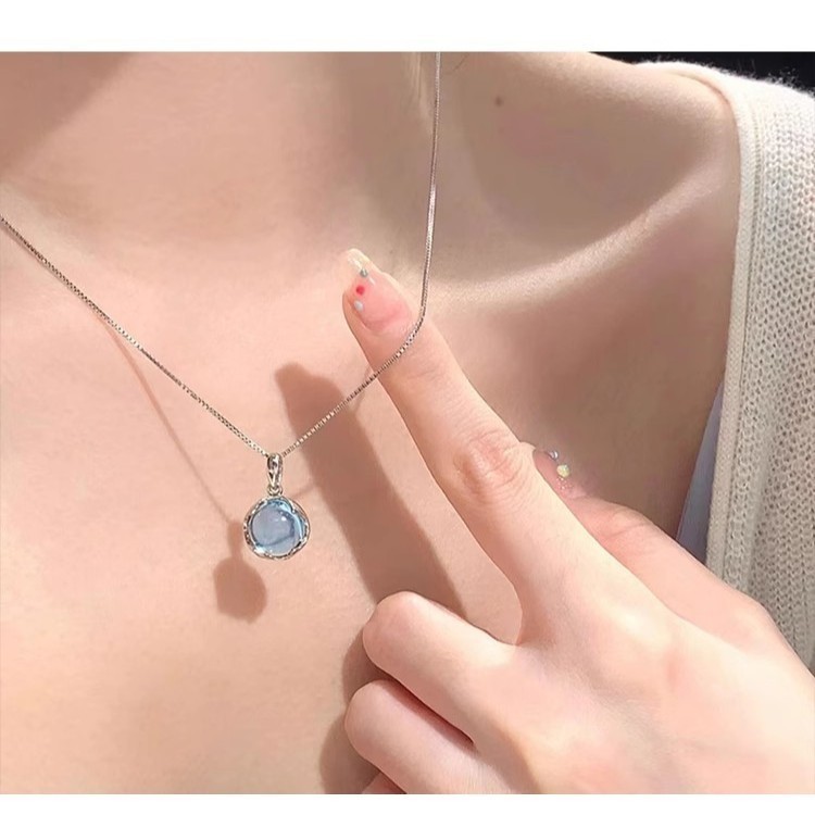 สร้อยคอลูกตุ้มอัญมณีสวยงาม in.the.line 1173