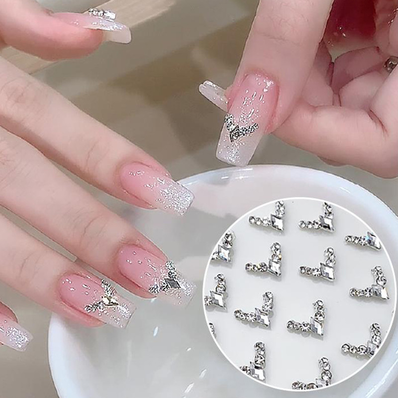 10 ชิ้น Mini Rhombus-Shaped สีชมพูโปร่งใส Rhinestones ฝรั่งเศส Charms 3D ตกแต่งเล็บ