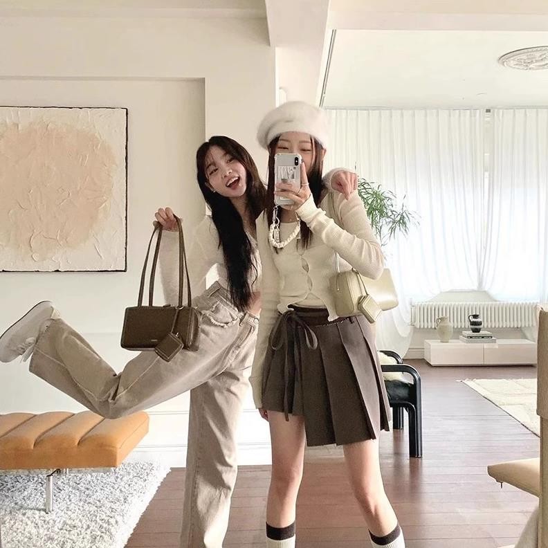 【🔥มาถึงภายใน 3 วัน】STANDOIL กระเป๋าสตรีเกาหลี Glossy สิทธิบัตรหนังไหล่กระเป๋า Retro Preppy สไตล์ความจุสูงวิทยาลัยนักเรีย