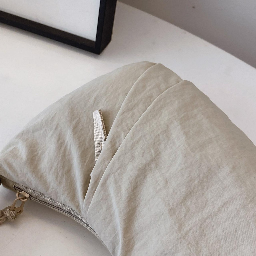 พร้อมส่งในไทย Uniqlo มีป้ายห้อย กระเป๋าสะพายสำหรับผู้หญิง ผ้าสวยนุ่มนิ่ม กำลังฮิต ตามเทรนสุดๆ - รูปที่ 6