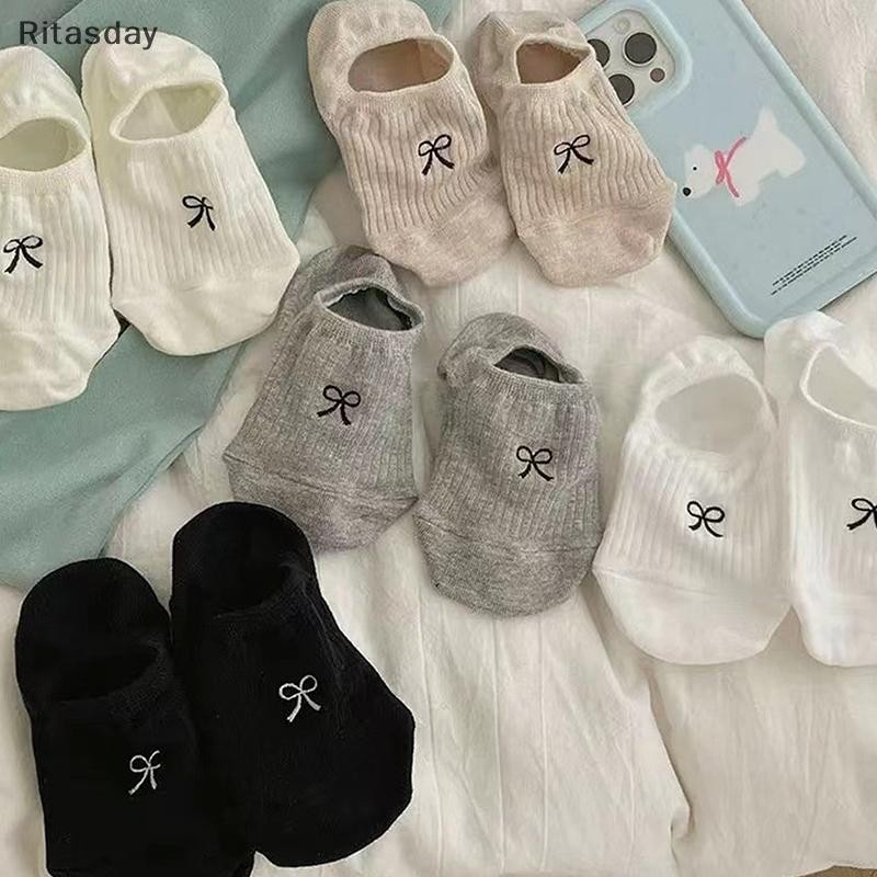 Ritasday ผู้หญิงถุงเท้า Bowknot สีทึบฤดูร้อนบาง Breathable ที่มองไม่เห็นถุงเท้าเรือลื่นซิลิโคนสั้น Sox สุภาพสตรีใหม่
