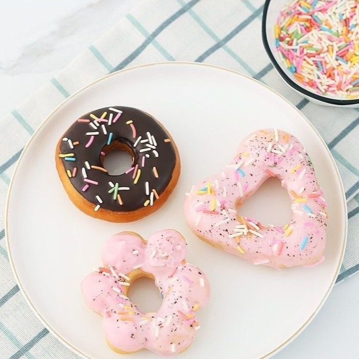 Donut tool ชุดกดแป้งโดนัท พิมพ์กดโดนัท พลาสติก พร้อมไม้คีบ วัสดุเกรดอาหาร ปลอดภัย #AK-0007 - รูปที่ 3