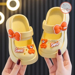 ใหม่ รองเท้าเด็กผู้หญิง รองเท้าหมีเบอร์รี่ รองเท้าหัวโต ลายน่ารักๆ วัสดุEVA น้ำหนักเบา