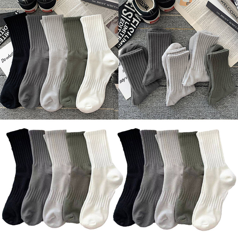 ผู้ชายสีทึบอเนกประสงค์กีฬาถุงเท้าหลอดลื่นและระงับกลิ่นกายถุงเท้าผ้าฝ้าย