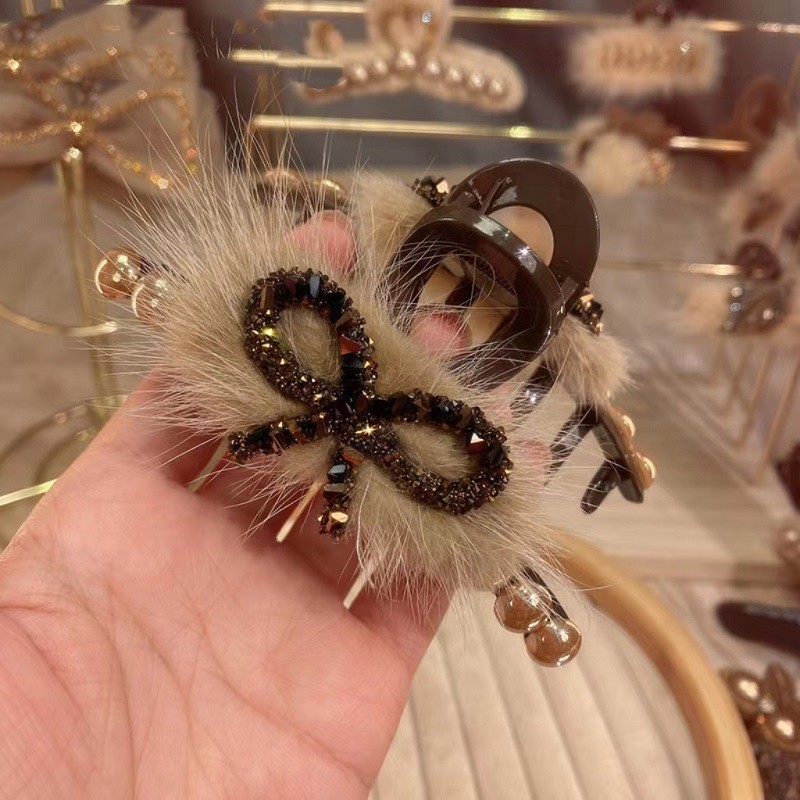 กิ๊บติดผมหัวหลัง Rhinestone ตัวอักษรผมมุก Mink