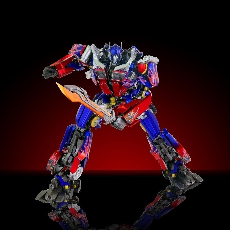[อัปเกรดในสต็อก] MC003A ทรานสฟอร์เมอร์ ออพติมัส ไพร์ม DLX สเกล โครงโลหะไม่สามารถแปลงร่างได้