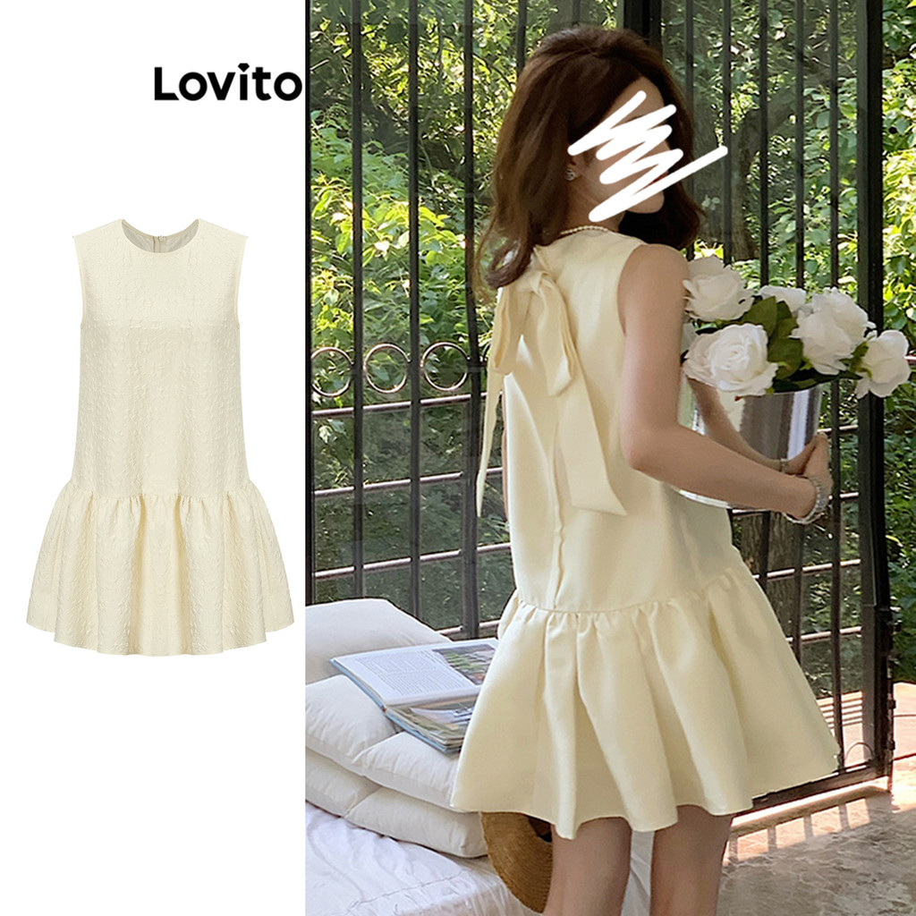 Lovito ชุดเดรสผู้หญิง ชายระบาย ผูกโบว์หลังสีพื้น สไตล์ลำลอง L67AD081 (สีออฟไวท์)