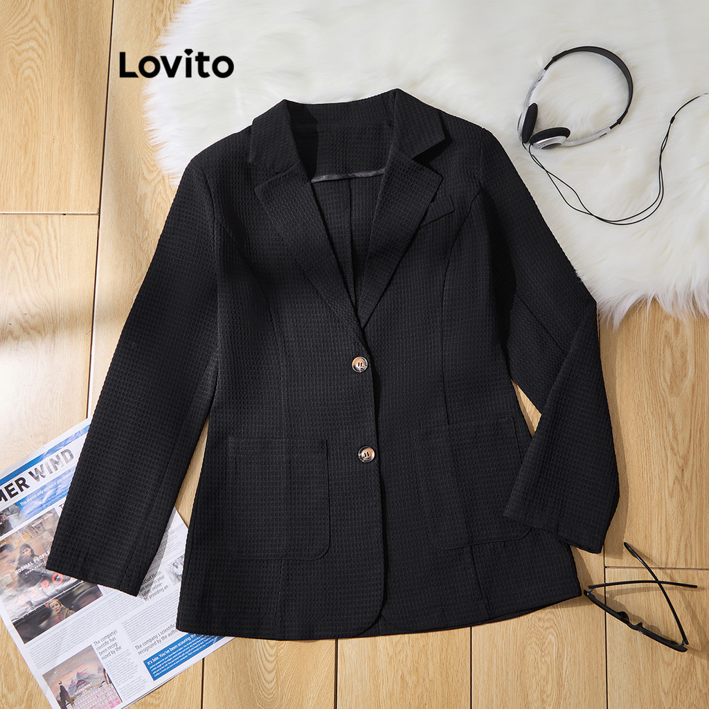 Lovito เสื้อเบลเซอร์กระเป๋าติดกระดุมสีพื้นหรูหราสำหรับผู้หญิง L108ED076