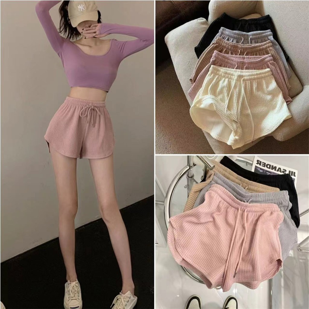 kk sale: กางเกงขาสั้น สวมใส่สบาย ลําลองสําหรับสตรี เอวสูงขากว้างทรงหลวมขนาดพลัสเหมาะกับการเล่นฟิตเนส