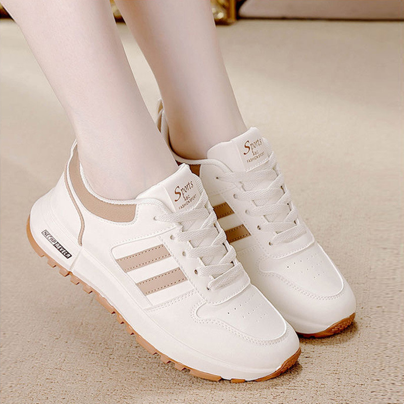 👣KX👣รองเท้าสีขาว เนื้อหนังแท้ แบบใหม่ รองเท้าสตรีเรียบหรู พื้นหนากันลื่น น้ำหนักเบา สีขาว รองเท้ากีฬาสตรี