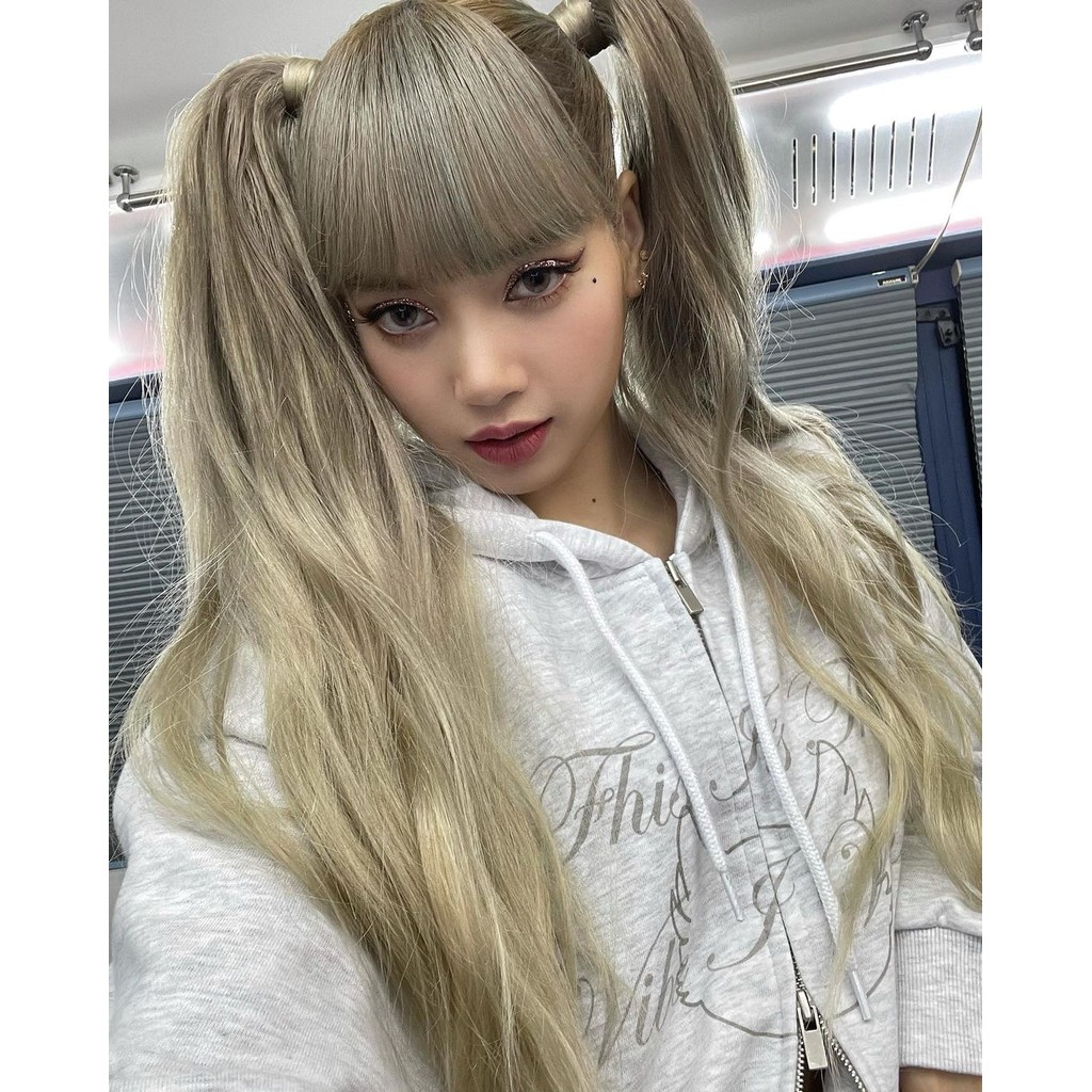 ซื้อผ่านตัวแทนเกาหลี BLACKPINK LISA สไตล์เดียวกัน ITZAVIBE เสื้อแจ็คเก็ตมีซิปและกางเกงชุดลำลอง
