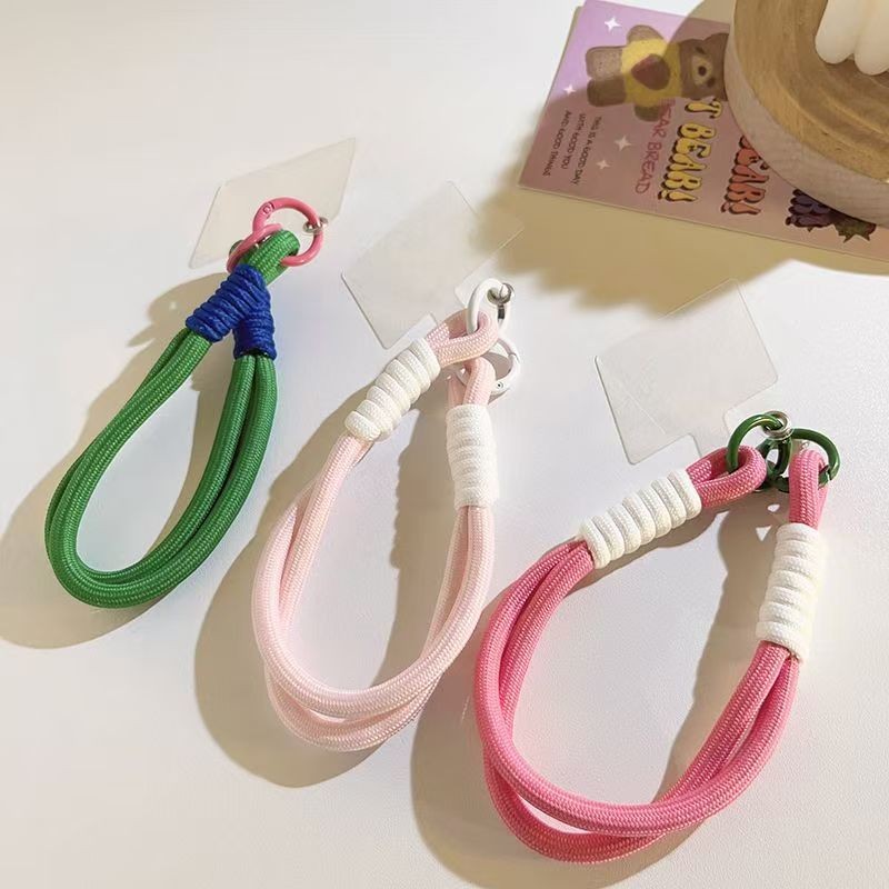 🌈INS💜สายคล้องโทรศัพท์มือถือแบบสีสากล สายคล้องโทรศัพท์มือถือ สายคล้องข้อมือสั้น มัลติฟังก์ชั่น ป้องกันการสูญหายพวงกุญแจ