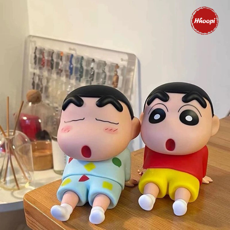 พร้อมส่งที่ไทย โมเดลชินจัง เดสก์ท็อปมือถือ ใช้ตั้งโทรศัพท์ได้ อะนิเมะน่ารัก เหมาะกับของขวัญ สําหรับตกแต่งบ้าน รถยนต์