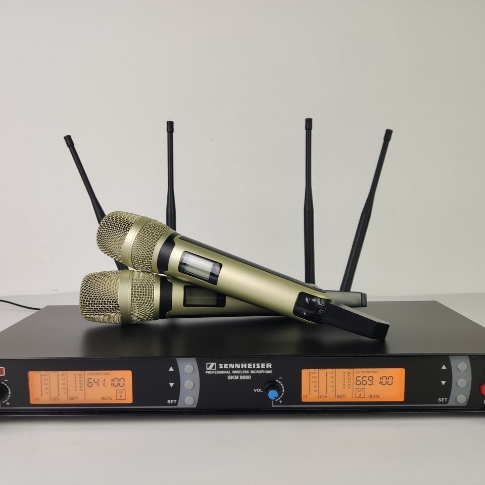 Tle สไตล์เดียวกัน Sennheiser SKM9000 ความแตกต่างกันจริง ไมโครโฟน ktv หนึ่งต่อสอง การแสดงบนเวที ไมโคร