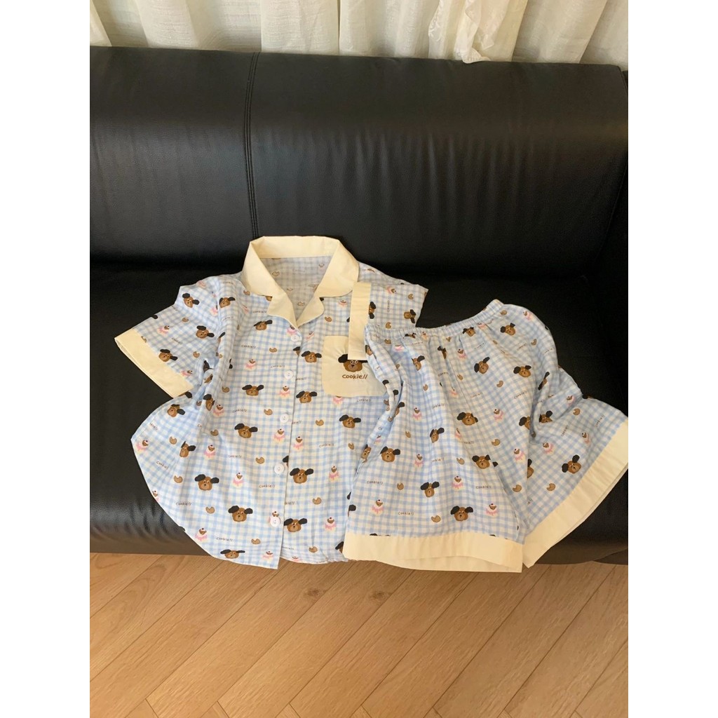 ชุดสูท Oio ลายสก๊อตสุนัขผู้หญิงฤดูร้อนสไตล์เกาหลีกางเกงขาสั้นชุดนอนชุดอยู่บ้านการ์ตูน INS สไตล์ INS เสื้อคาร์ดิแกนแขนสั้น