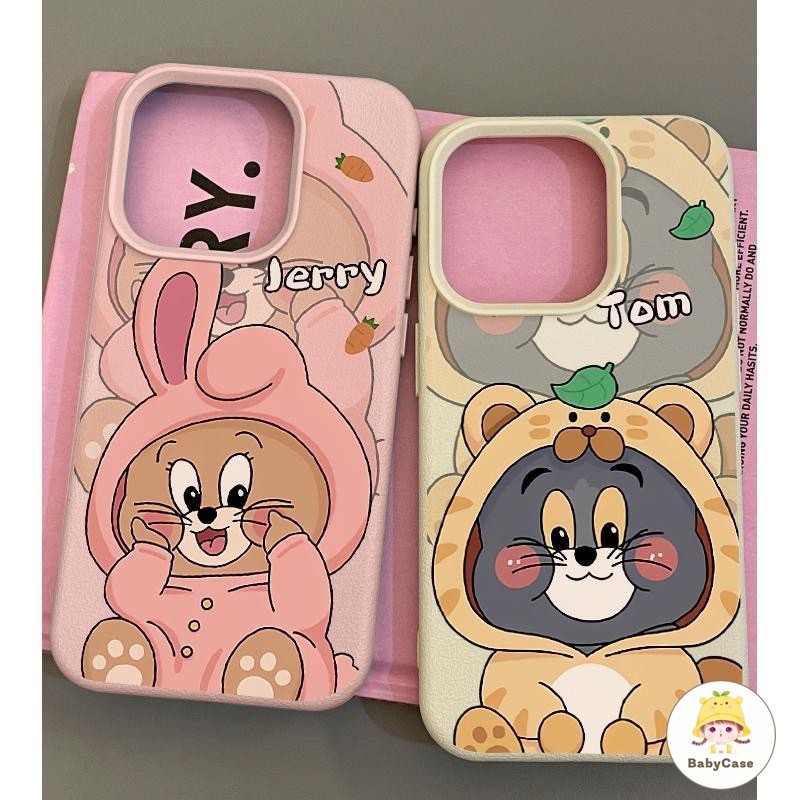เคสไอโฟน 16 สำหรับ iPhone 15 11 13 16 12 14 Pro Max 7 8 14 15 16 Plus XR XS X Max การ์ตูนตลกทอมกับเจอร์รี่ปกเนื้อหนัง