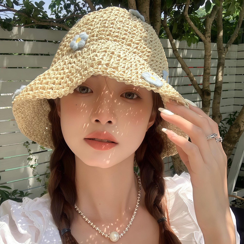 หมวก ลวดลายดอกไม้🌼 การทอแบบกลวง หวานและน่ารัก💕 สไตล์อภิบาล หมวกบักเก็ตฟาง