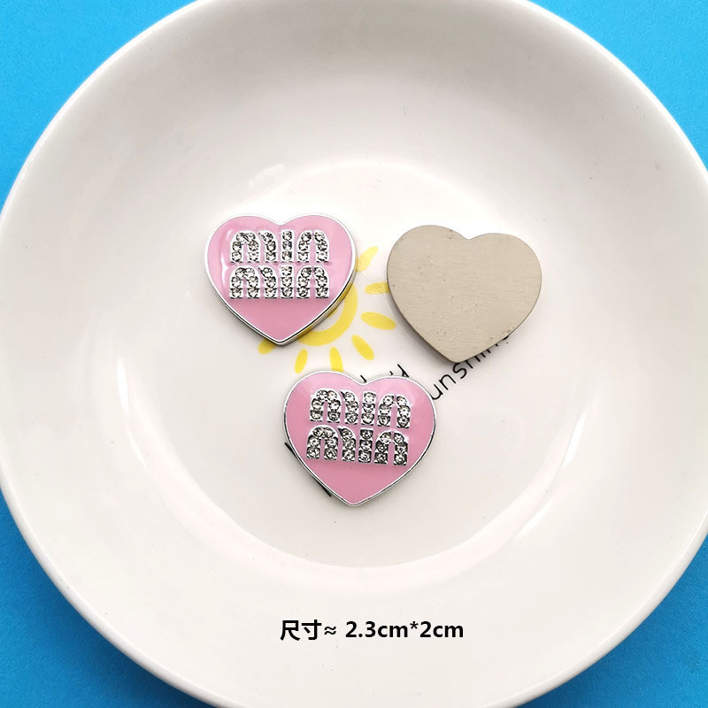 10ชิ้นใหม่สไตล์น้ํามันหยดชาแนลสไตล์จดหมายรักเข้าสู่ระบบดาวเรซิ่นอุปกรณ์ทําเองคาดศีรษะคว้าคลิปกรณีโทรศัพท์รองเท้าหัวเข็มขัดสติก - รูปที่ 6