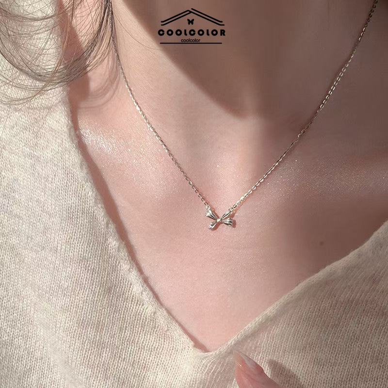 ร้านค้าไทย🔥สร้อยคอโบว์Insแฟชั่นสไตล์เกาหลีแบบเรียบง่ายสำหรับผู้หญิงเข้ากับทุกการแต่งกายไม่ตกสีCOD