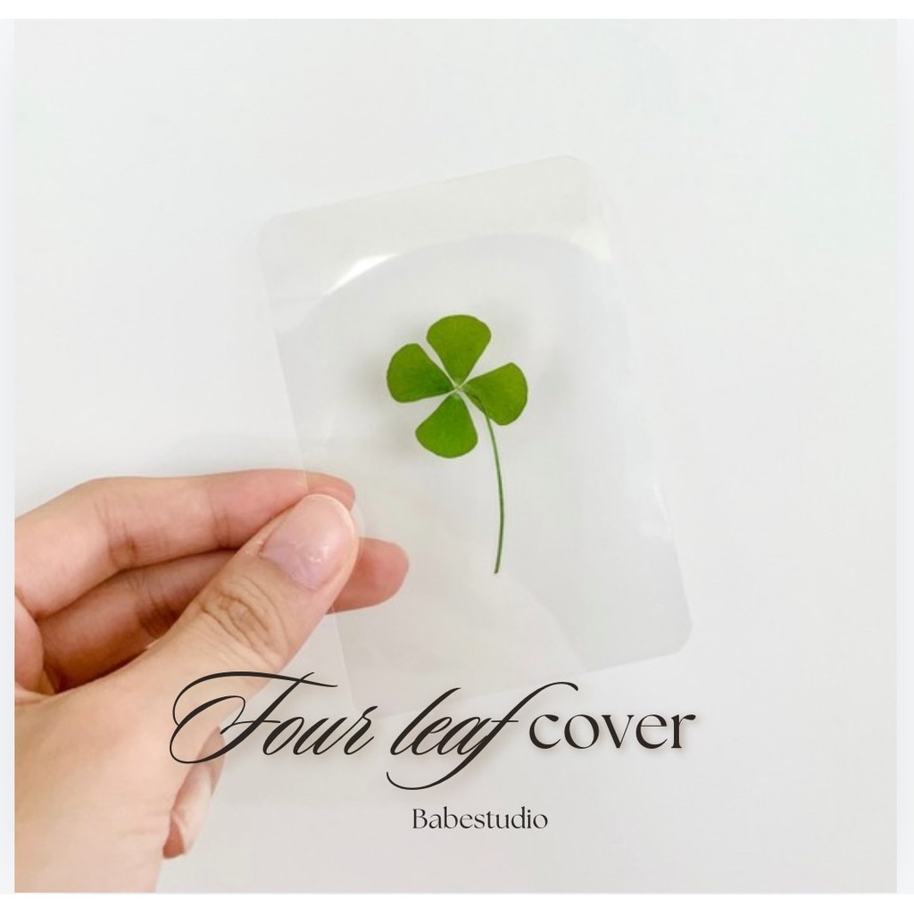 (1ชิ้น) ใบโคลฟเวอร์ ของปัจฉิม พกใส่กระเป๋า ของขวัญ lucky clover 4 leaf ใบไม้โชคดี พลังงานดี H172