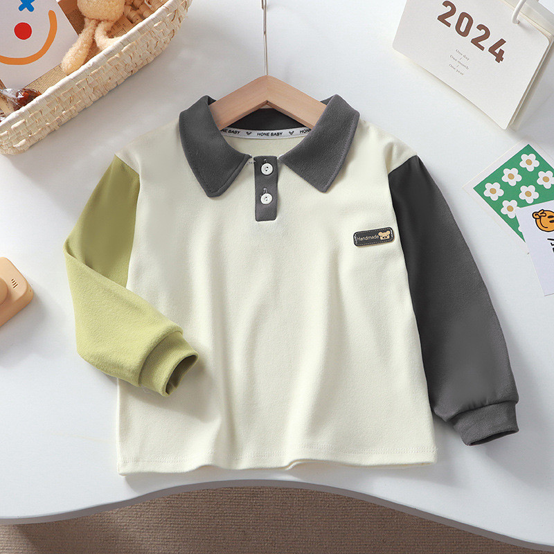 พร้อมสต็อก 80-150ซม ฤดูใบไม้ผลิฤดูใบไม้ร่วงสไตล์ชายหญิงเยอรมันกํามะหยี่แขนยาวเสื้อโปโลกลางเด็กเล็กปกหลวม จุดต่ําสุด เสื้อ