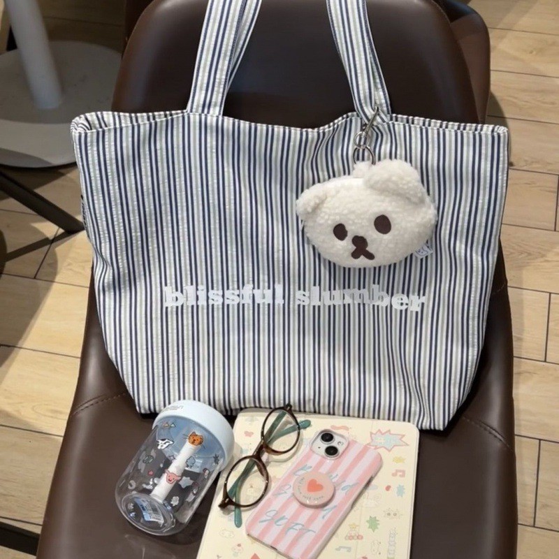 Ins กระเป๋าผ้าใบลายทางความจุขนาดใหญ่ลมขี้เกียจ