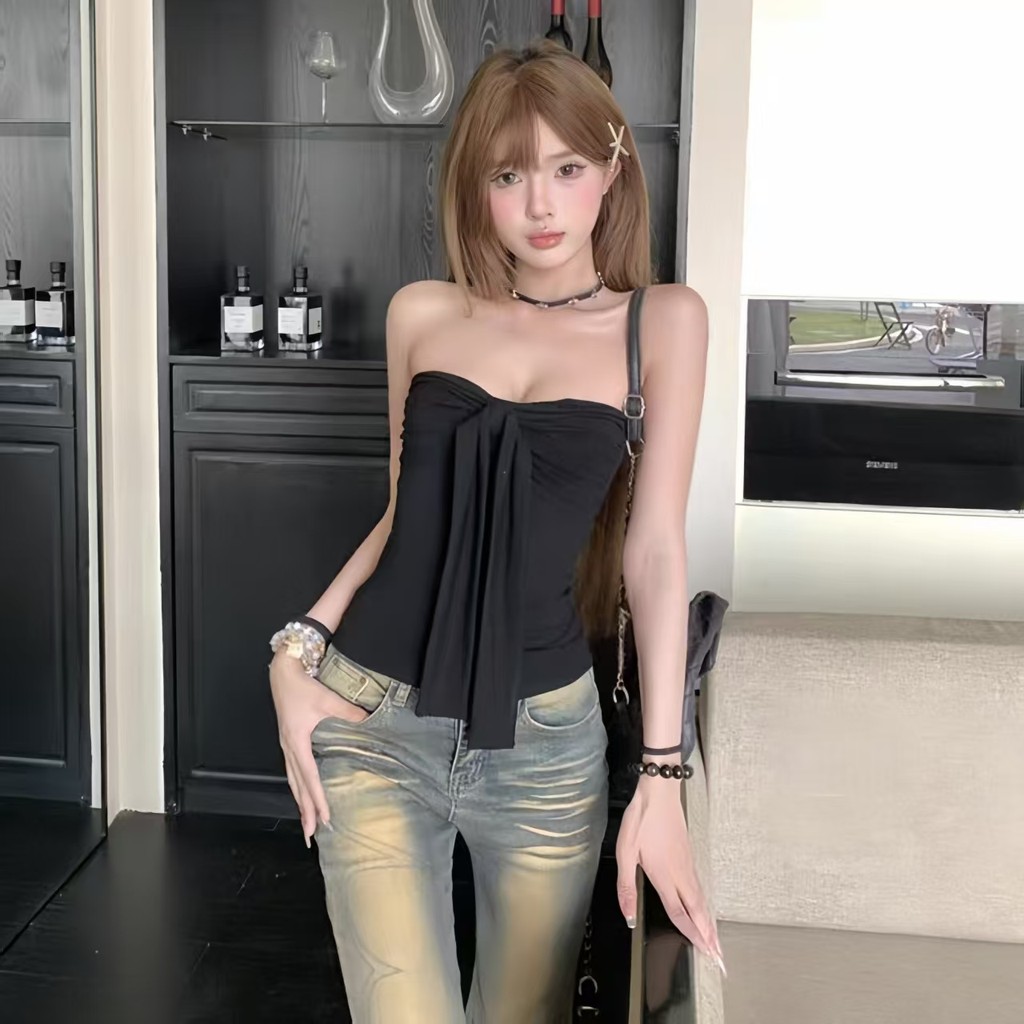 PrettyLady เสื้อเกาะอกโบว์รุ่นใหม่ สินค้าใหม่ประจำฤดูร้อนปี 2025 สายเดี่ยวแขนกุด ทรงสวย สไตล์เซ็กซี่เกาหลี มีฟองน้ำในตัว