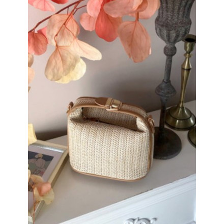 กระเป๋าสานเกาหลี mini เกรดพรีเมี่ยม ตั้งเป็นทรงได้ ทรงหมอน มีสายยาว  P100