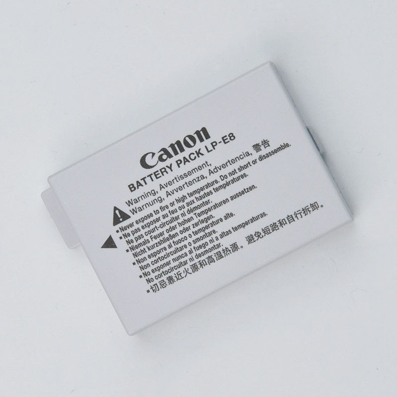 Canon LP-E8 แบตเตอร์รี่กล้อง lp e8 Canon 550D 600D 650D 700D Kiss X4 X5 DS126311 DS126431 DS126271 มือ 1 พร้อมกล่อง