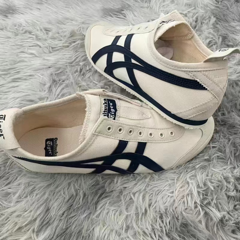 Onitsuka Mexico 66 รองเท้าผ้าใบ