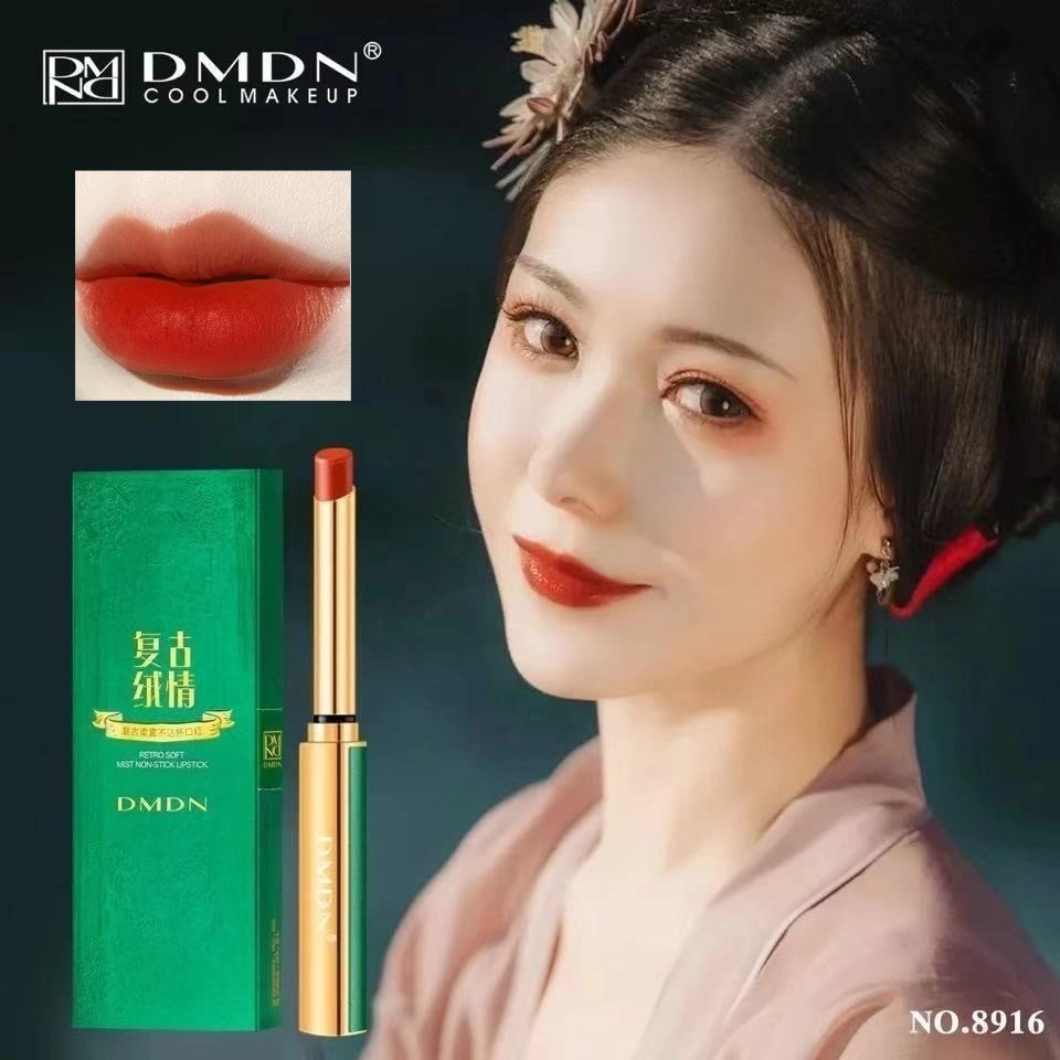 ลิปสติก เรียบหรูดูแพง ให้ความชุ่มชื้นและเรียบเนียน ไม่แห้ง ไม่ตกร่อง DMDN Matte Velvet Lipstick
