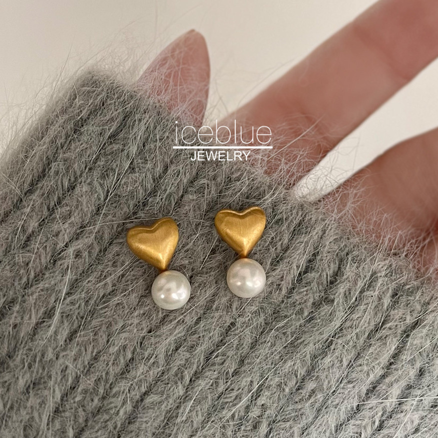 Iceblue-ไข่มุกน้ําจืดธรรมชาติแปรงหัวใจต่างหู 18K Gold Plated Titanium Steel Non Tarnish Hypoallergenic ต่างหูขนาดเล็กสําหรับผู้หญิง E93