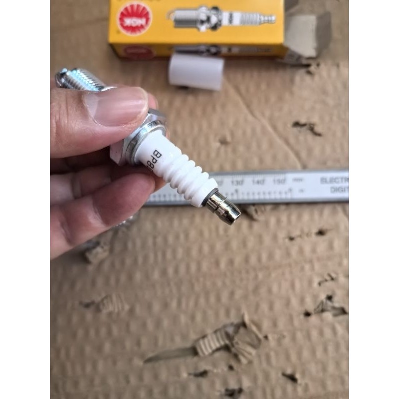 C55 หัวเทียน GX160 GX200 GX270 GX390 GX120GXV160 ฮอนด้าแท้ GP160 GP200 ราคาต่อ1หัว 65หัวเทียน แท้ GX